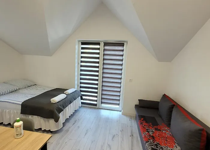 ホームステイ Baltyk シュトゥトボ